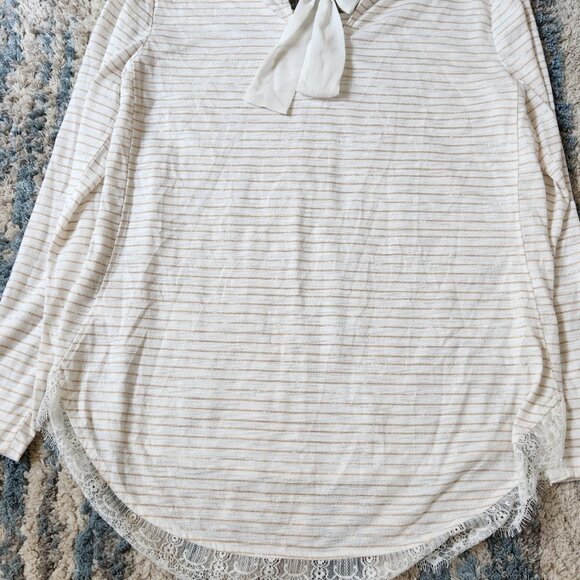 Lauren Conrad Top White Gold Stripe Rayon Stretch Knit Lace Trim || Med EUC - Picture 8 of 15
